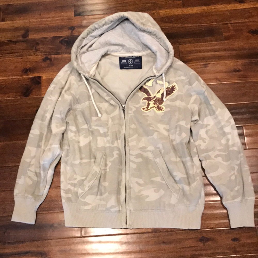 Men’s American Eagle zip up hoodie